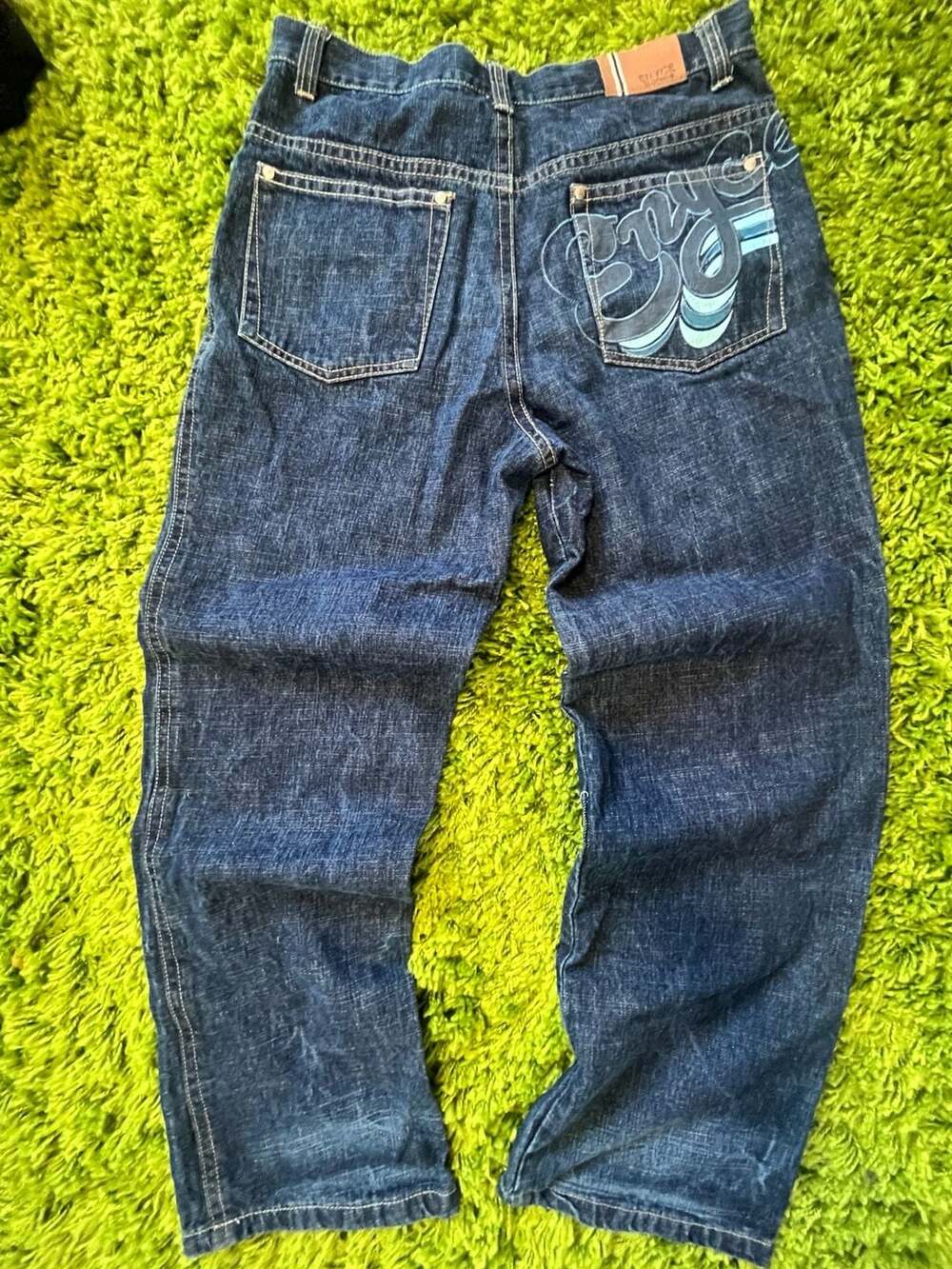 Vintage Enyce Clothing Men's Baggy Dark Denim Jeans with Embroidered Logo Back P